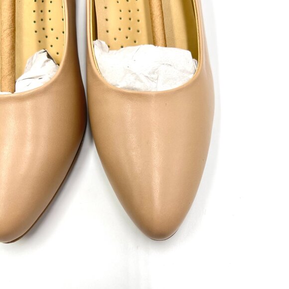 Trotters Womens Size 6.5 Beige‎ Nude Tan Leather Kitten Heels Pumps Shoes - Picture 5 of 14